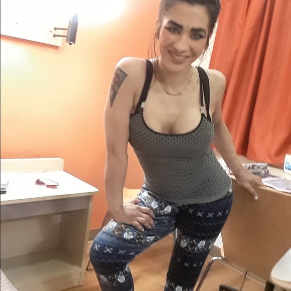 Junior/women’s Clothes lot s/m 40+ pCs photoshoot - Picture 5 of 8